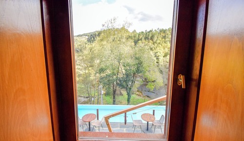 Chambre Classique, vue piscine
