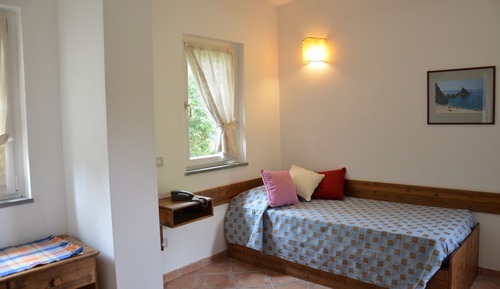 Chambre Quadruple, salle de bains attenante (Junior Suite)