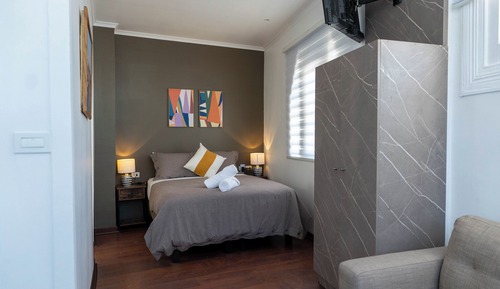 Chambre Double Confort, non-fumeurs, vue cour intérieure
