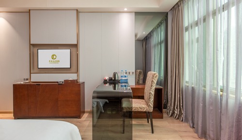 Chambre Double Supérieure, vue ville