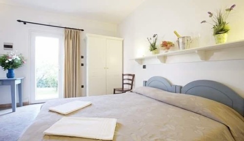 Chambre Classique Double ou avec lits jumeaux, vue établissement