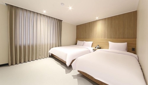 Chambre Familiale