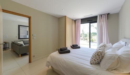 Cottage Premium