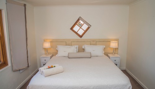 Chambre Double Classique, 1 très grand lit, vue jardin, côté jardin