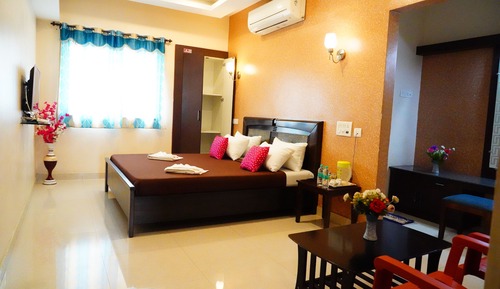 Chambre Double Standard, 1 grand lit
