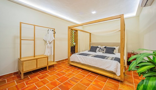 Suite Studio Junior