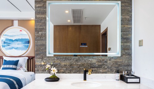 Chambre avec lits jumeaux, fumeurs, salle de bains privée