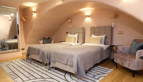 Chambre avec lits jumeaux, côté jardin