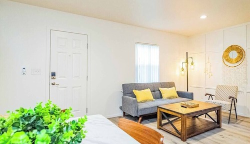 Maison, 2 grands lits, patio, vue jardin (1201 Glendora)