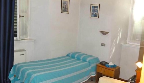 Chambre Simple Standard, vue montagne