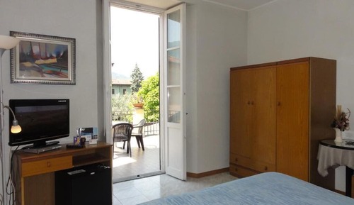 Chambre Économique Double ou avec lits jumeaux, balcon