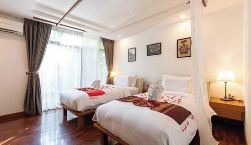 Chambre avec lits jumeaux, balcon