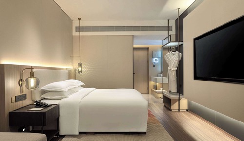 Chambre, 1 très grand lit, accessible aux personnes à mobilité réduite, non-fumeurs
