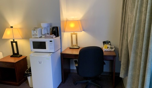 Chambre, vue ville