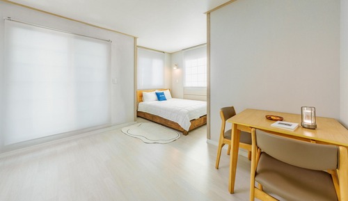 Chambre, 1 chambre (Peugeot 101(Private BBQ,Pet-Friendly))