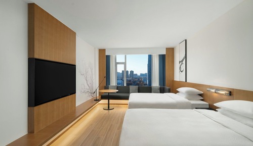 Chambre Supérieure, 2 lits doubles, vue ville
