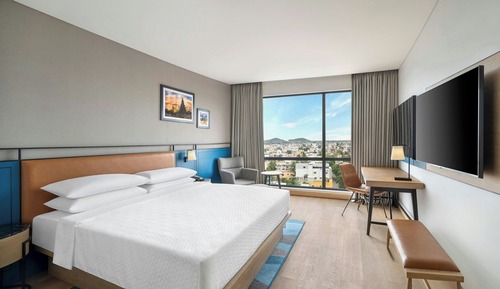 Chambre Deluxe, 1 très grand lit, non-fumeurs, vue ville