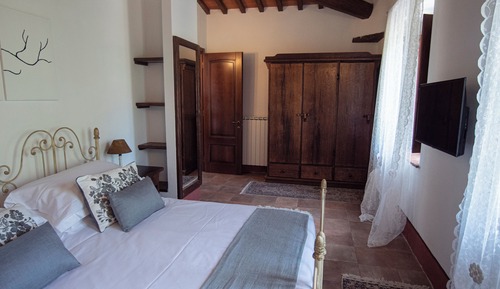 Chambre Junior Double ou avec lits jumeaux, vue colline