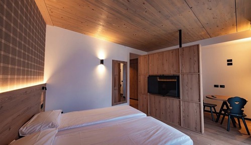 Studio Deluxe, coin cuisine, vue montagne