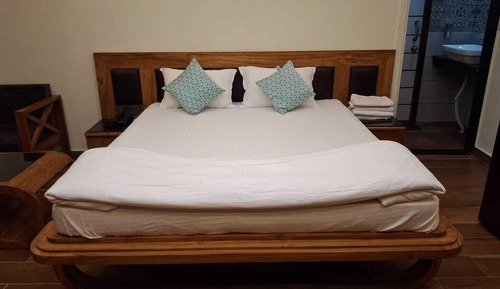 Chambre Double Supérieure, vue ville