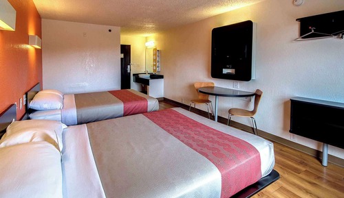 Chambre Standard, 2 grands lits, non-fumeurs, coin cuisine