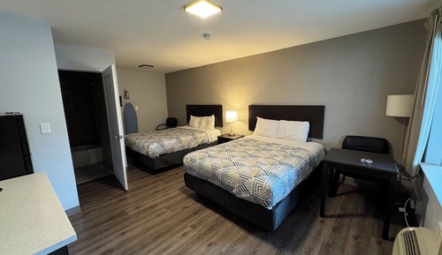Chambre Standard, 2 grands lits, accessible aux personnes à mobilité réduite, fumeurs