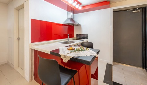 Chambre, 1 chambre (Room 201)