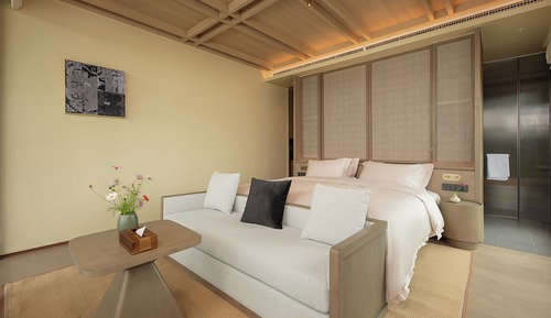 Chambre Simple Supérieure, balcon, vue colline