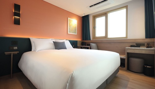 Chambre Supérieure, 1 très grand lit