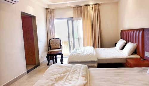 Chambre Triple Deluxe, balcon