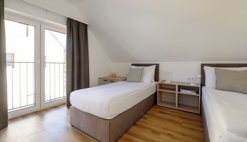 Chambre Familiale Double ou avec lits jumeaux, vue fleuve