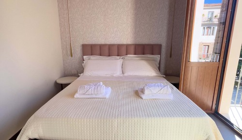 Chambre Familiale, plusieurs lits, balcon