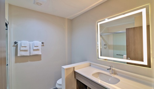 Suite, 2 grands lits, accessible aux personnes malentendantes (Mobility, Accessible Tub)