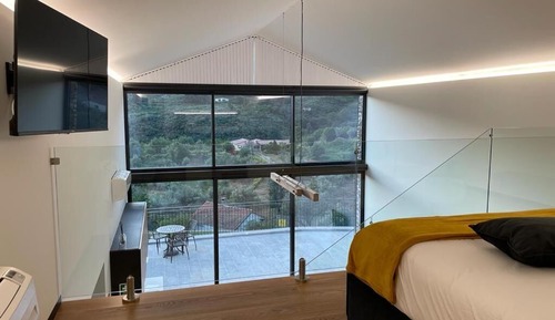 Appartement Familial, balcon, vue montagne