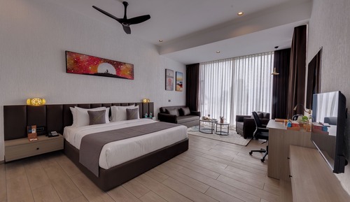 Chambre, vue colline