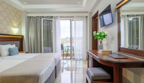 Chambre Supérieure Double ou avec lits jumeaux, balcon, vue mer