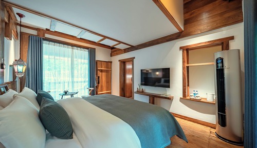 Chambre Double Confort, vue colline