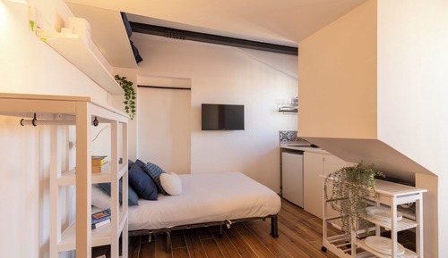 Studio Panoramique, balcon, vue ville