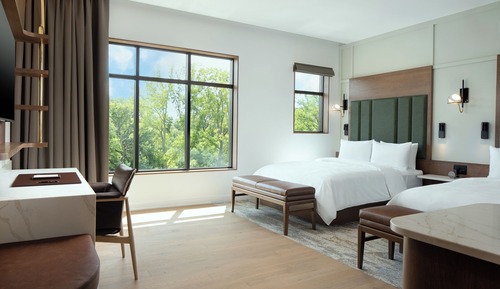 Chambre Double Standard, 2 grands lits, douche accessible en fauteuil roulant, non-fumeurs