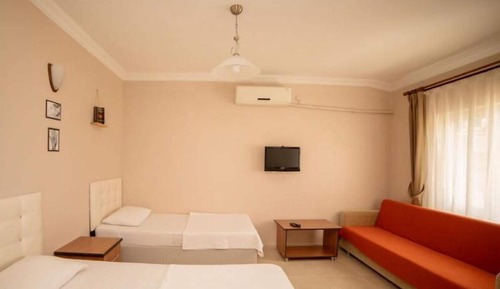Appartement Familial, patio, vue piscine