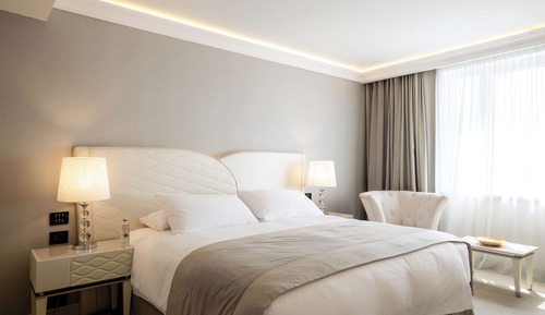 Chambre, 1 très grand lit