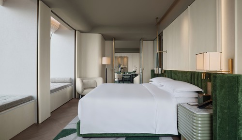 Fairmont Gold, Suite Signature