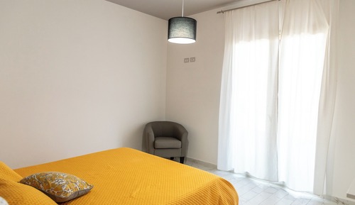 Studio, patio, vue mer