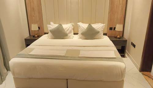 Chambre Standard, 1 très grand lit
