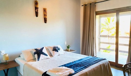Chambre Double Confort, balcon, vue piscine