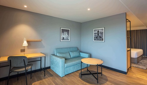 Chambre Supérieure, balcon