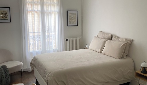 Chambre Double, salle de bains commune
