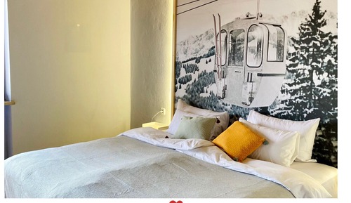 Chambre Confort Double ou avec lits jumeaux, balcon, vue montagne