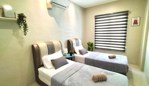 Appartement Majestueux, 4 chambres, vue piscine