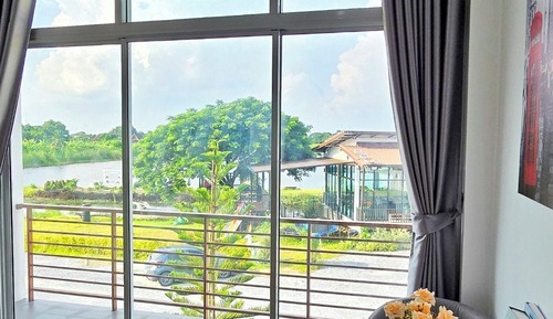 Maison Deluxe, balcon, vue lac